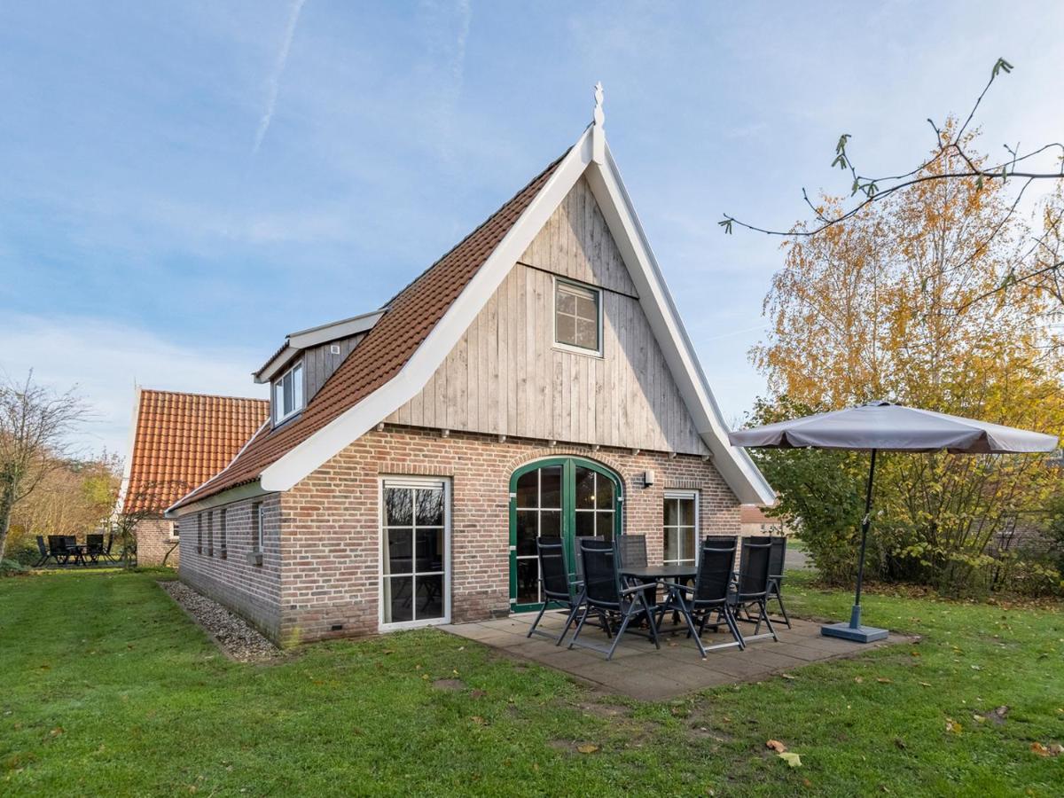 Landal Landgoed De Hellendoornse Berg Hotell Haarle Rum bild